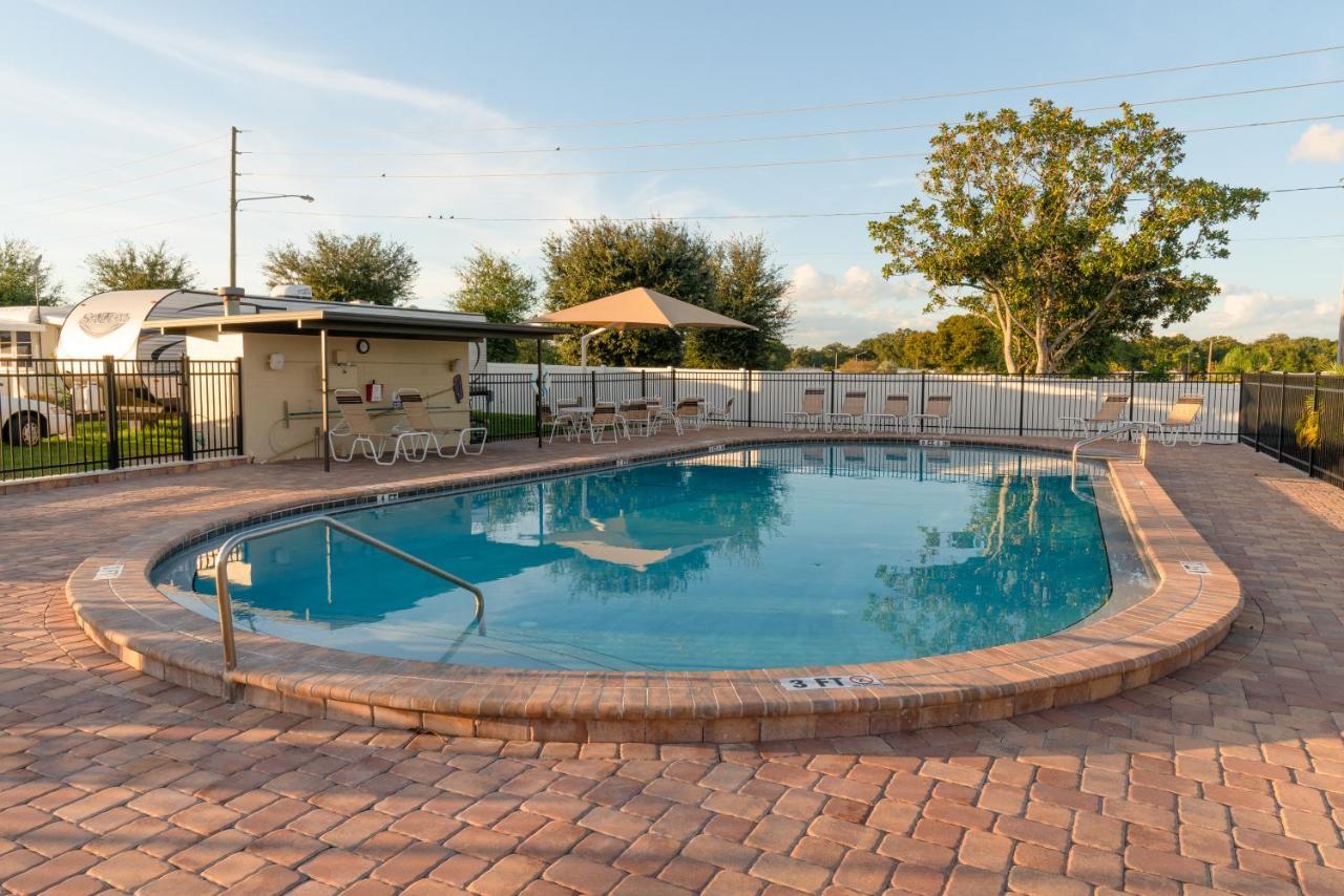 Central Park Rv Resort Haines City Eksteriør billede